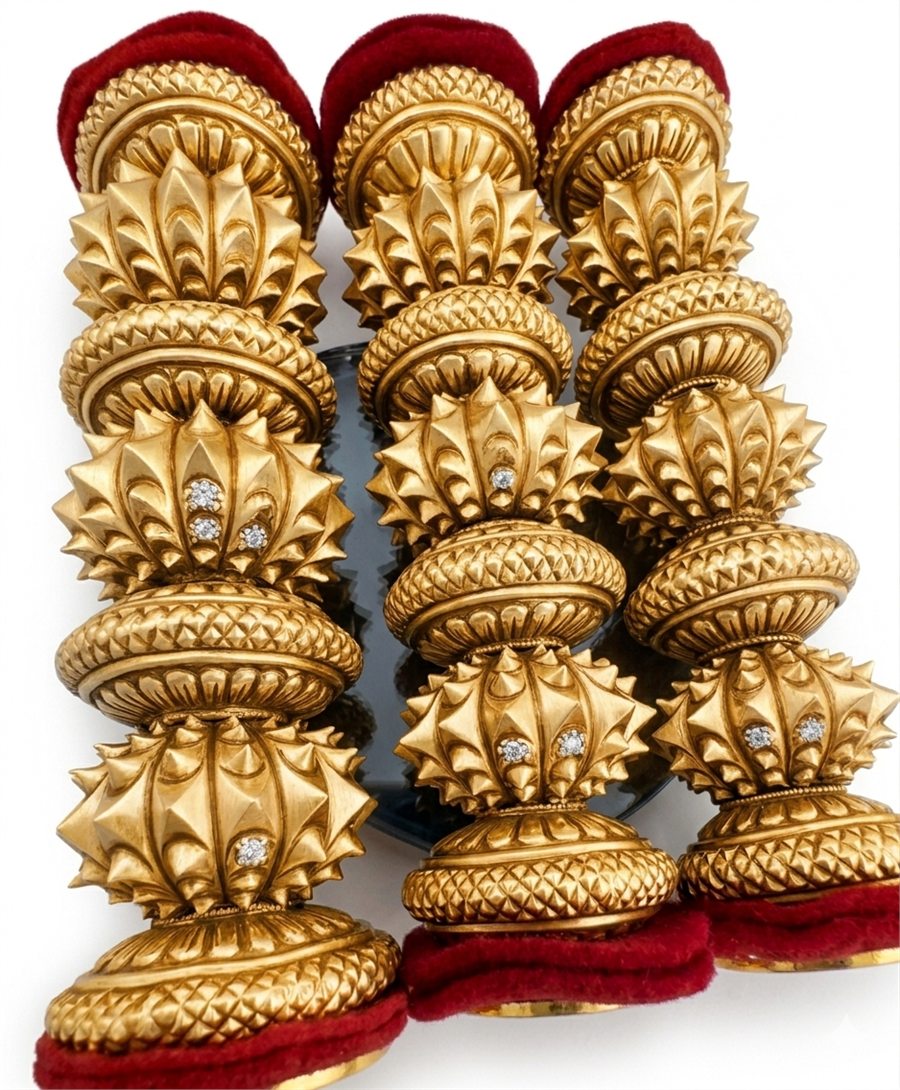 Gold tilhari collection